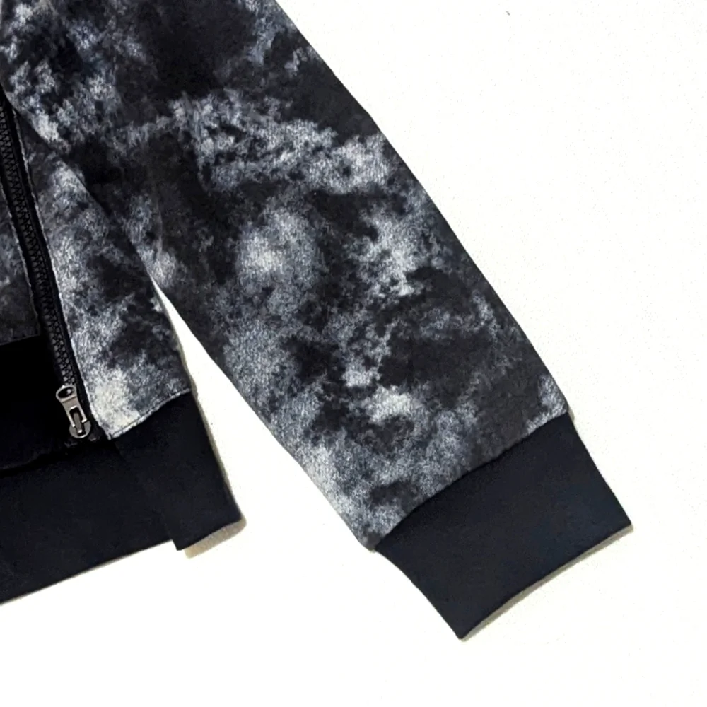 Converse | Long Sleeve | Sweater | Trendy | Tie Dye | Fun | Casual | Crew Neck|